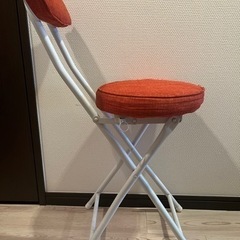 アイリスオーヤマ折りたたみ椅子の画像
