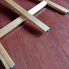 Sale!【ほぼ未使用】大型 木製イーゼル　屋内用の画像