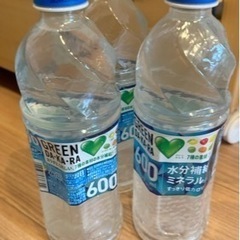 お菓子、グリーンダカラのセット