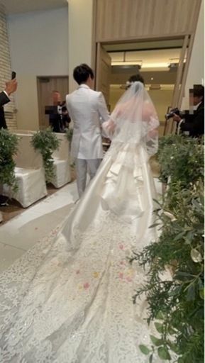 ウェディングドレス9,11,13号　ミカドサテン