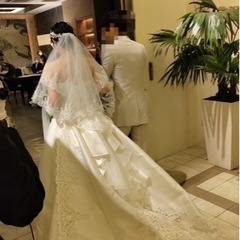 ウェディングドレス9,11,13号　ミカドサテンの画像