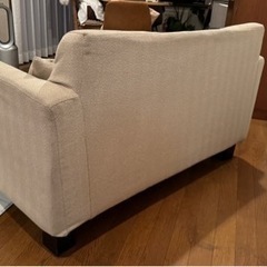 【美品です！】クッション付き2人用ソファ 即日お渡し可能です😊の画像