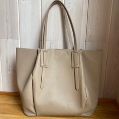 ビジネスバッグ A4 Zara スウェード オフィスカジュアル ベージュの画像