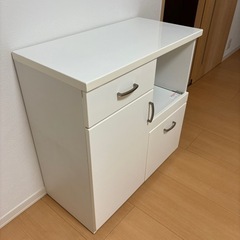 家具 キッチン棚 
キャビネットの画像