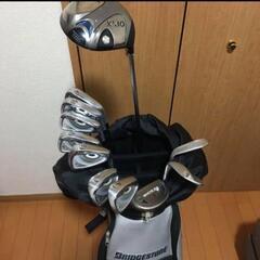 ゴルフ　プロギアのアイアンセット7本含むクラブ11本とキャディー...