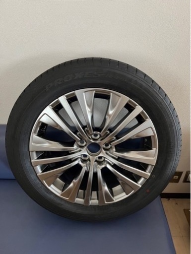 トヨタ ハリアー純正ホイール