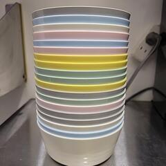 IKEA、子供用の 食器の画像