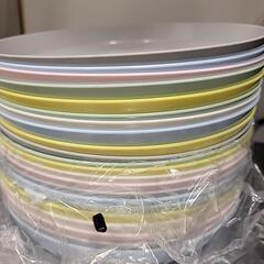IKEA、子供用の食器の画像