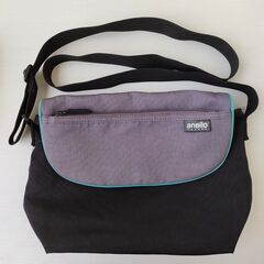 anello GLANDE アネログランデ 斜め掛けカバン ブラ...