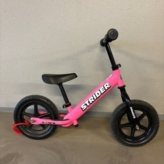 ストライダー　12インチ　ピンクの画像