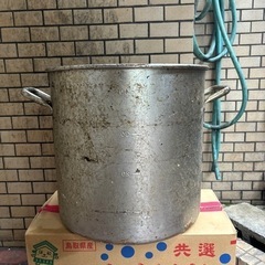 大きいお鍋の画像