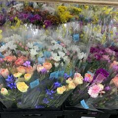 ＼＼短期募集／／　お盆用花束の加工・出荷作業の画像