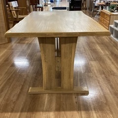 ダイニングテーブル【町田市再生家具】240986の画像