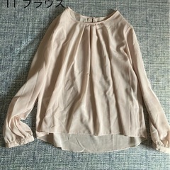 11 ブラウス