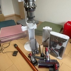 取引中【急募】 ✨️超美品✨️7/16引き取り希望！dyson掃...