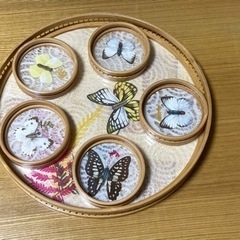 竹細工　蝶々のトレーとコースターセットの画像