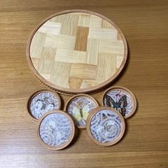 竹細工　蝶々のトレーとコースターセットの画像