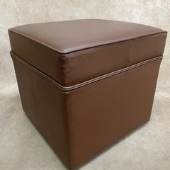 イス　チェア　リビング　中古家具　ブラウン　スクエア　四角　