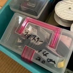 ハンドメイド用の生地、部品などの画像
