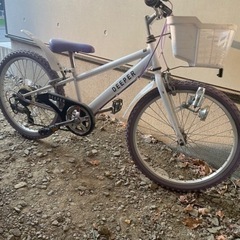 子供用自転車　22インチ　
無料 