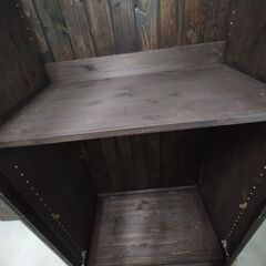 シェルフ　本棚　展示ケース　無垢材ウォールナットだった様な気がします　オーダー品