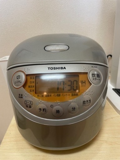 炊飯器　TOSHIBA