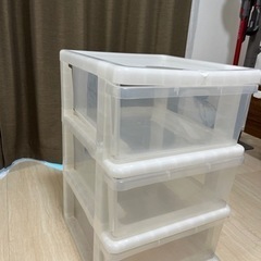 衣装ケースの画像
