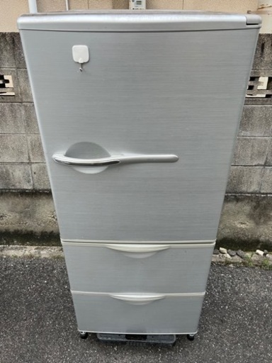 1月20日限定価格  2012年  255L  AQUA 冷蔵庫