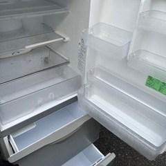 2012年  255L  AQUA 冷蔵庫 の画像