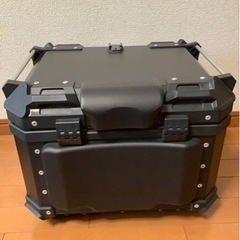 バイク用リアボックスの画像