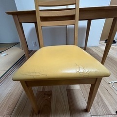 ダイニングテーブル、チェア1脚セット　120cm×80cm×72cmの画像