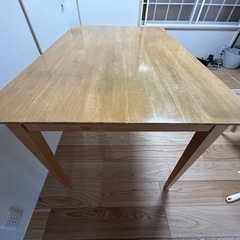 ダイニングテーブル、チェア1脚セット　120cm×80cm×72cmの画像