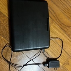9インチポータブルDVDプレーヤー