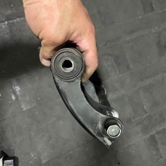 CF46A　アドレスV125G エンジンハンガーの画像