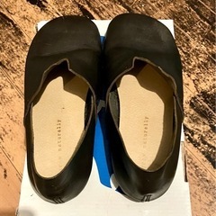 grow naturally グロウナチュラリー スリッポンシューズ 本革 黒の画像