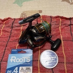 FREAMS 3500 リール 釣り道具 ダイワ