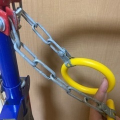 鉄棒、ブランコ、吊り輪
の画像