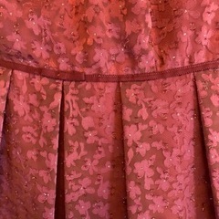 coccolussi 東京ソワール上品ワインレッドラメリトルズの画像