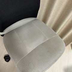 ニトリ　オフィシャルチェアの画像