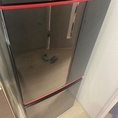 SHARP 冷蔵庫の画像