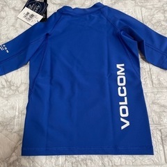 ボルコム　VOLCOMキッズ　水陸両用　Tシャツ　ラッシュガード　の画像