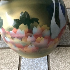 九谷焼花瓶の画像