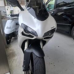 ドカティ　スーパースポーツ848
