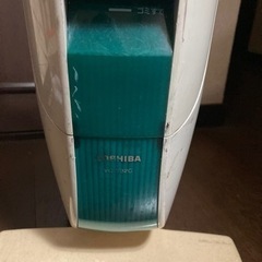 TOSHIBAエアロサイクロンクリーナー【 VC-Y32C】の画像