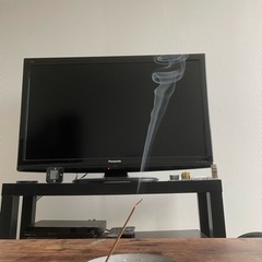 パナソニック　37型　テレビ