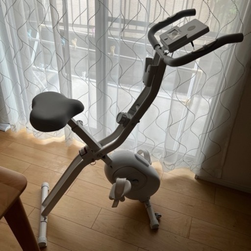 フィットネスバイク　STEADY