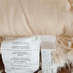 ZARA HOME  フェザークッション ゴールドの画像