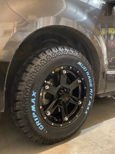 デリカd5 新品同様mkwタイヤホイール