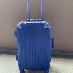 壊れたスーツケース