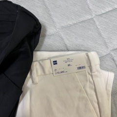 メンズ未使用白GU.    黒UNIQLO  W85の画像